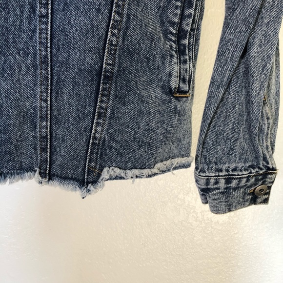 Denim Jacket with Hood. Size Small - Picture 6 of 6